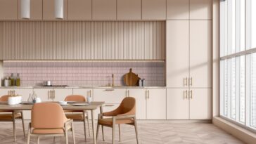 nowoczesna kuchnia z płytkami pastelowymi na scianie eclair paris pink od raw decor