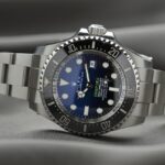 Rolex vs Omega starcie dwóch gigantów na rynku luksusowych zegarków